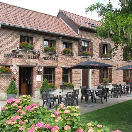 Hotel Klein Nederlo Vlezenbeek Екстериор снимка