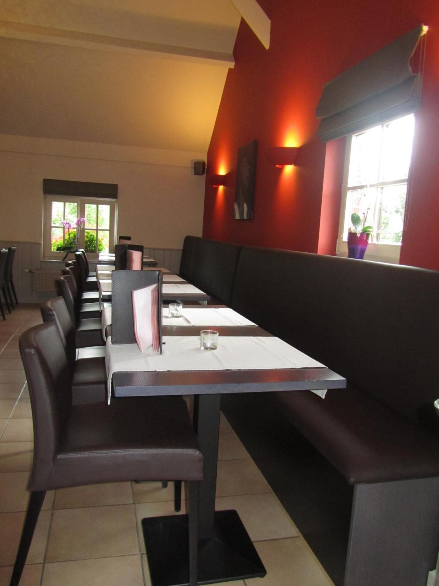 Hotel Klein Nederlo Vlezenbeek Екстериор снимка